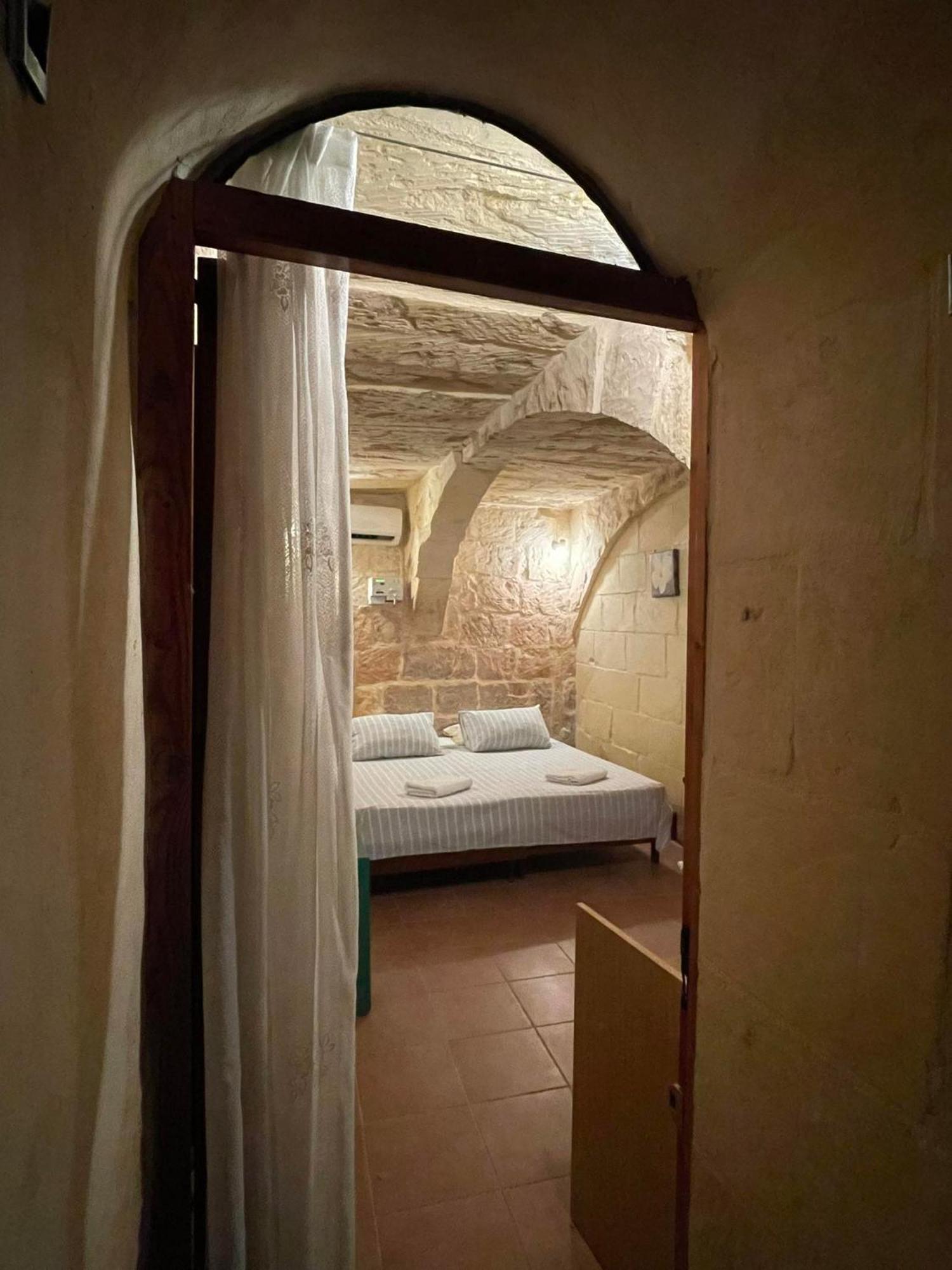 400Yr Farmhouse In Xaghra Gozo - Separate Rooms Extérieur photo