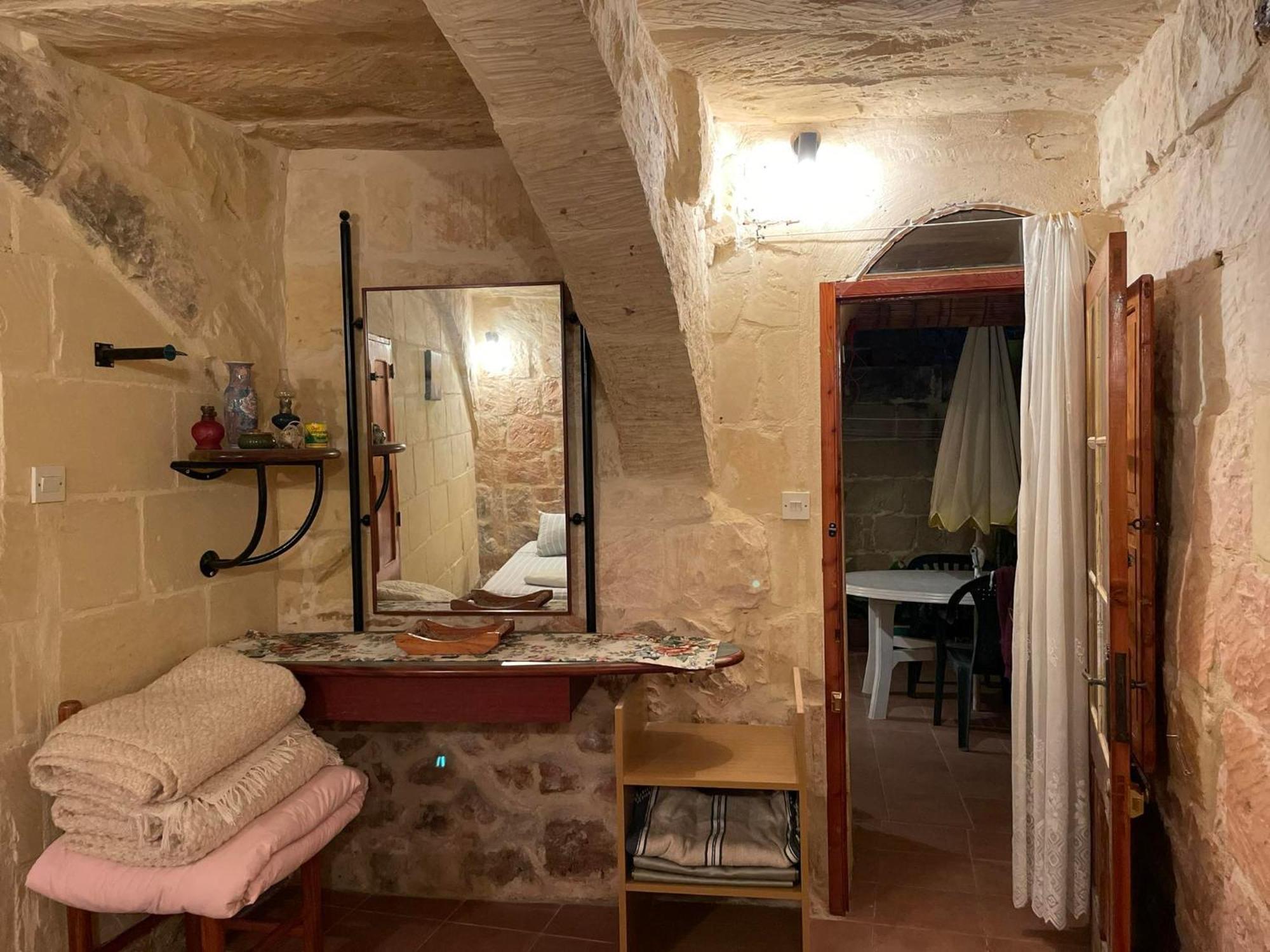 400Yr Farmhouse In Xaghra Gozo - Separate Rooms Extérieur photo