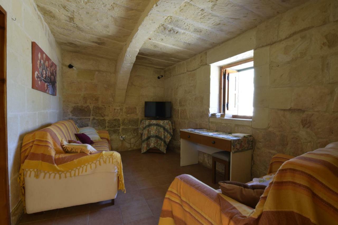 400Yr Farmhouse In Xaghra Gozo - Separate Rooms Extérieur photo