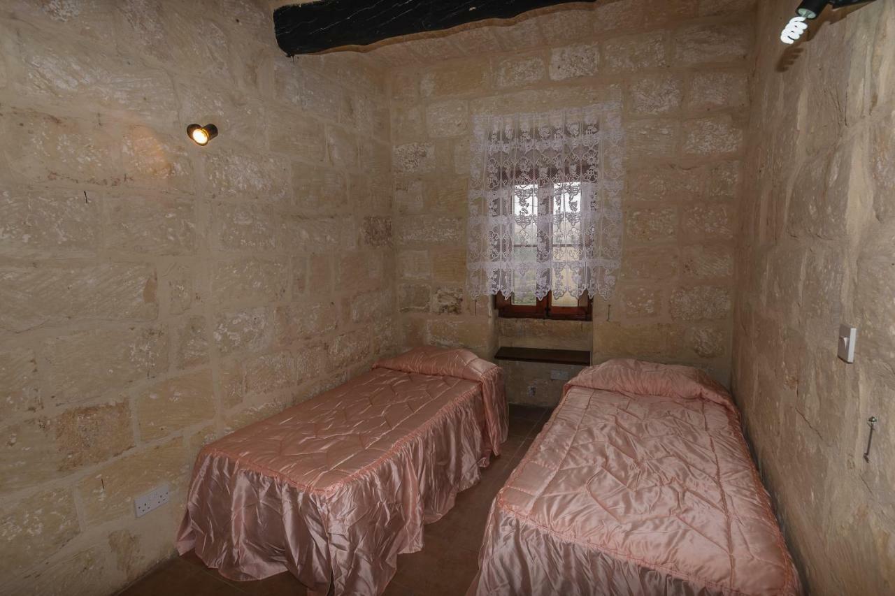 400Yr Farmhouse In Xaghra Gozo - Separate Rooms Extérieur photo